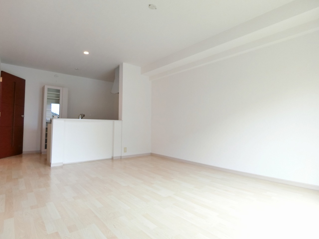 ラフィーネの洋室|おしゃれなリビングです