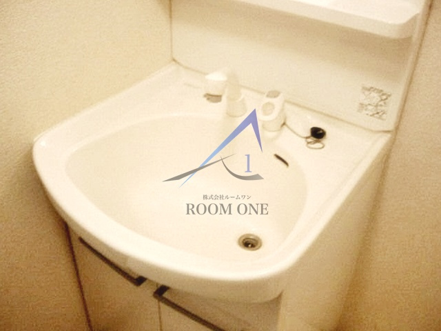 アンプルールフェール白亜