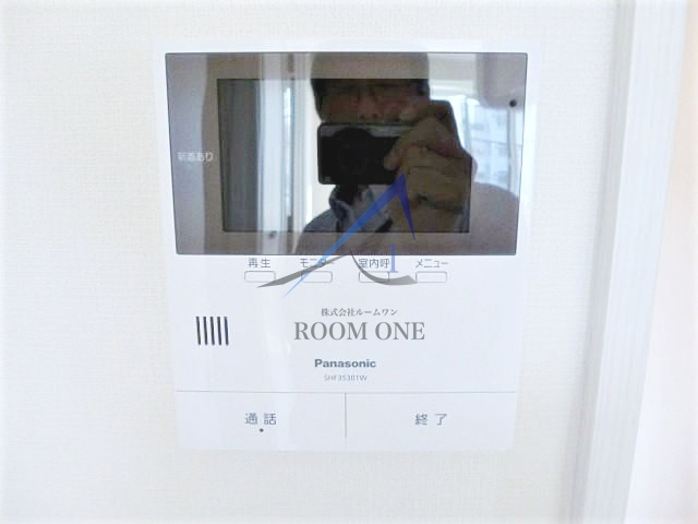 グランリュクス東大井の設備|モニター付きインターホンです。
