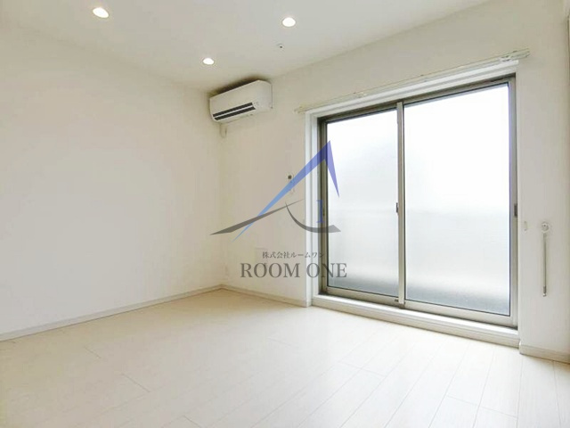 LEMERCIの居間・リビング|洋室のお部屋です。