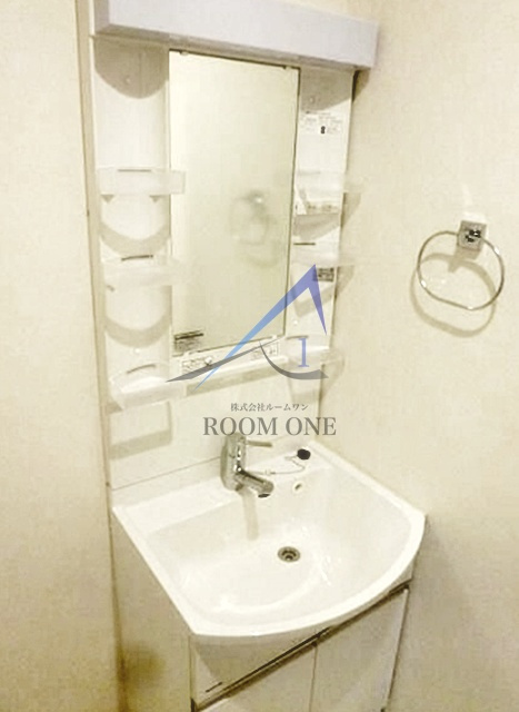 モンソレイユ品川の洗面所|独立洗面台です。