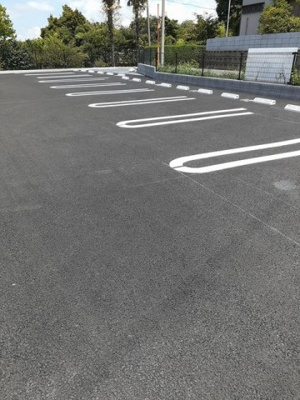 【駐車場】 | ルミエールＡ