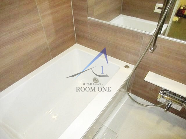 セリシエール神楽坂南町の浴室|お風呂です。