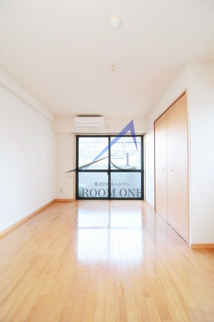 リ・ボーン　エンドーの寝室|寝室です。