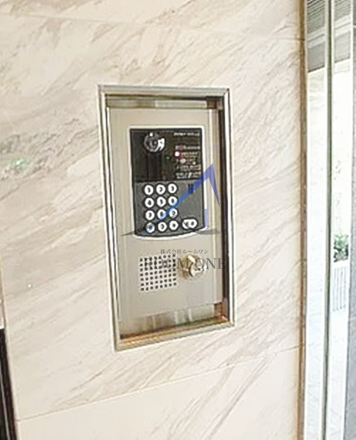 レオーネ板橋本町駅前のセキュリティ|オートロックです。