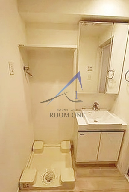 レオーネ板橋本町駅前の洗面所|洗面台です。