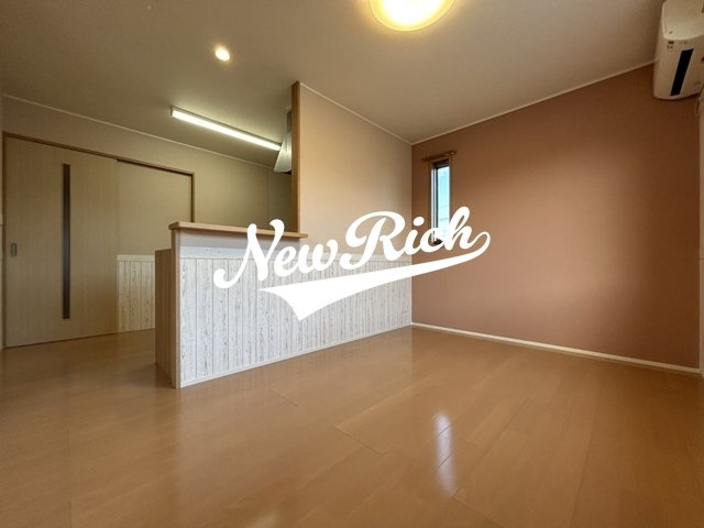 前橋市駒形町のアパートの居間・リビング