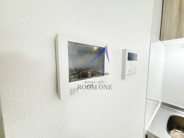 フロレスタ北千住のセキュリティ|モニター付きインターホンです。