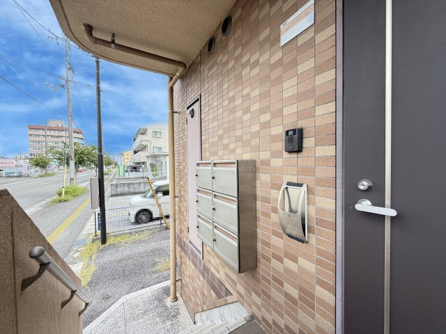 メゾンK2アクシスのエントランス