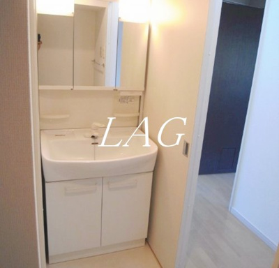 【洗面所】 | ウィステリア西新井 | 洗面台です。