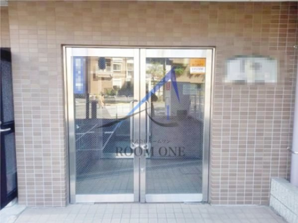 プレール新宿余丁町のエントランス|エントランスです。