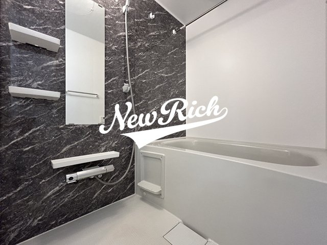 北群馬郡吉岡町大字大久保のアパートの浴室