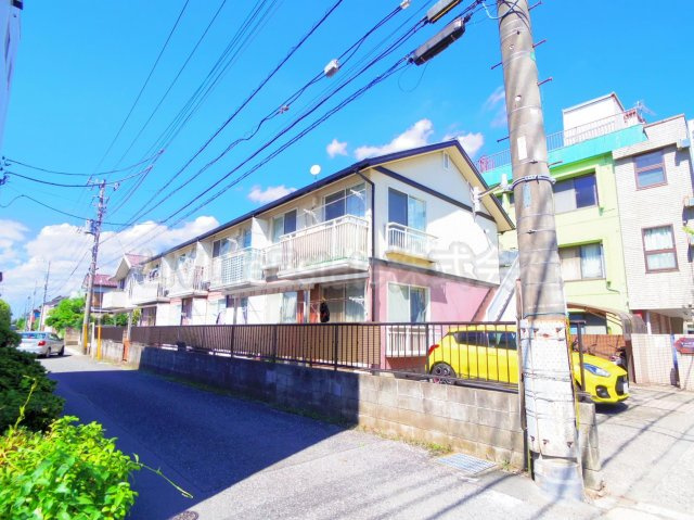 マーベラス一橋の外観