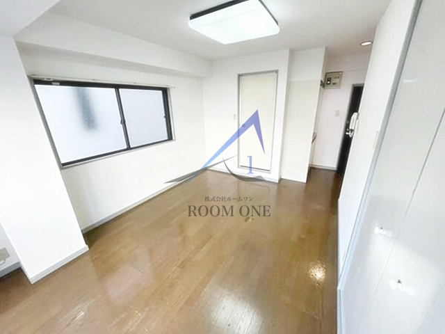 イーストアネックスの居間・リビング|洋室のお部屋です。