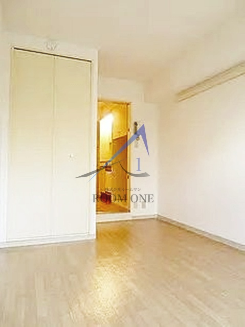 サカイ中野富士見町マンションの居間・リビング|洋室のお部屋です。