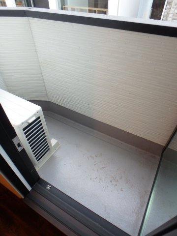 ヴェルデリア中野のバルコニー