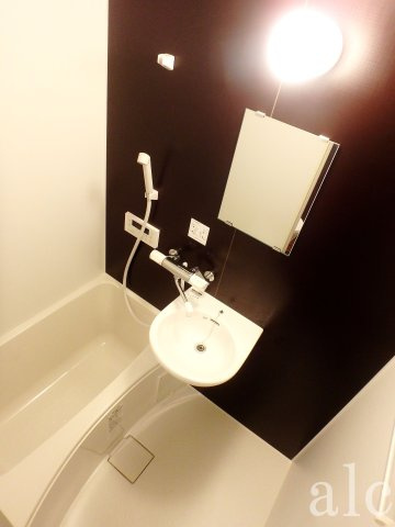 ヴェルデリア中野の洗面所