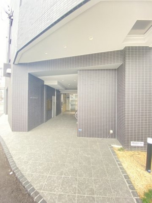 【エントランス】 | ライブガーデン千里丘東