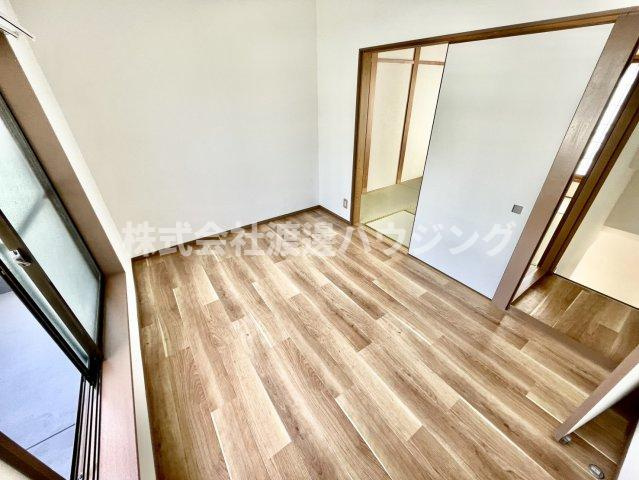 稲田本町2丁目貸家の寝室