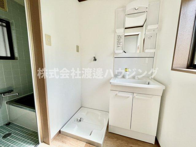 稲田本町2丁目貸家の洗面所