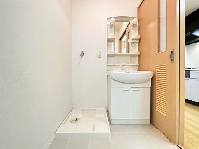 サンコート南はりまやの独立洗面台