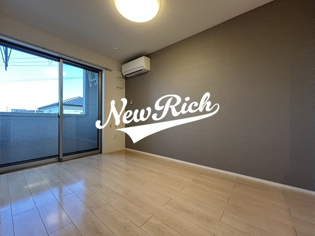 北群馬郡吉岡町大字大久保のアパートのバルコニー