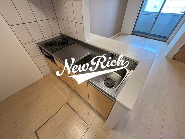 北群馬郡吉岡町大字大久保のアパートのキッチン