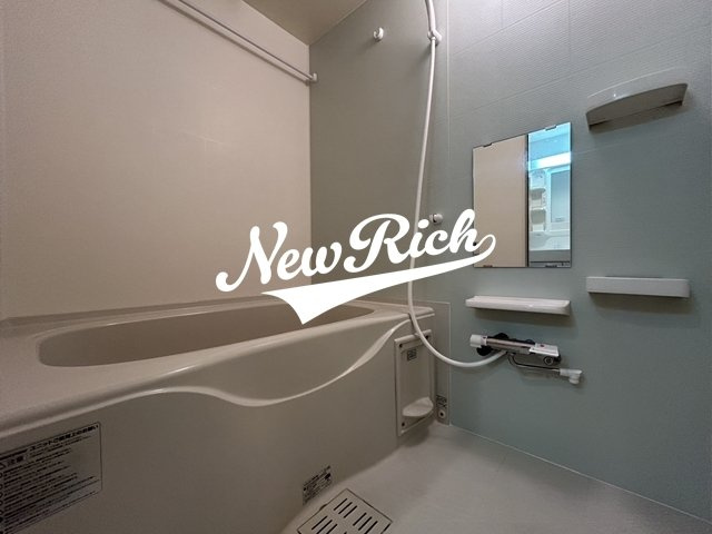 北群馬郡吉岡町大字大久保のアパートの浴室