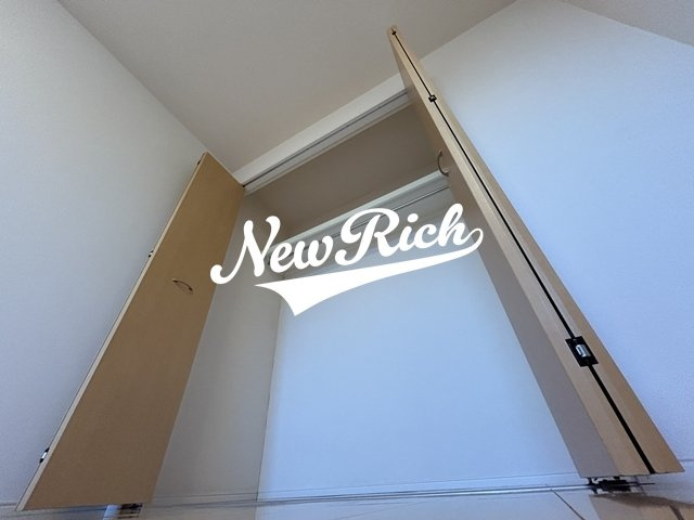 北群馬郡吉岡町大字大久保のアパートの収納