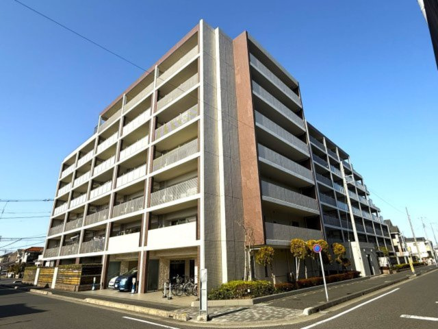 リコテラスTXの外観|つくばエクスプレス線「八潮」駅徒歩17分。食洗器付のシステムキッチン、バルコニーにスロップシンクなど設備仕様が充実しています！