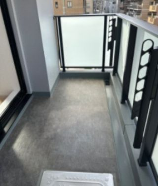 クレヴァンス両国SOUTHのバルコニー