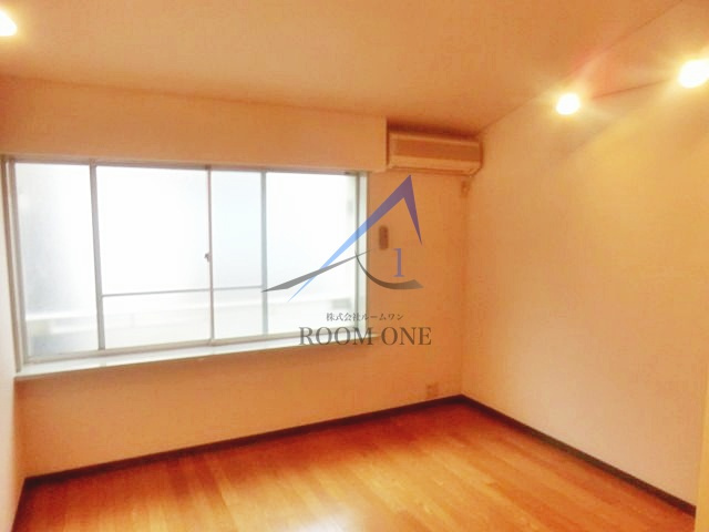 シェ・オークルの居間・リビング|洋室のお部屋です。