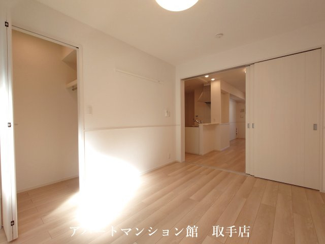 カルムの寝室