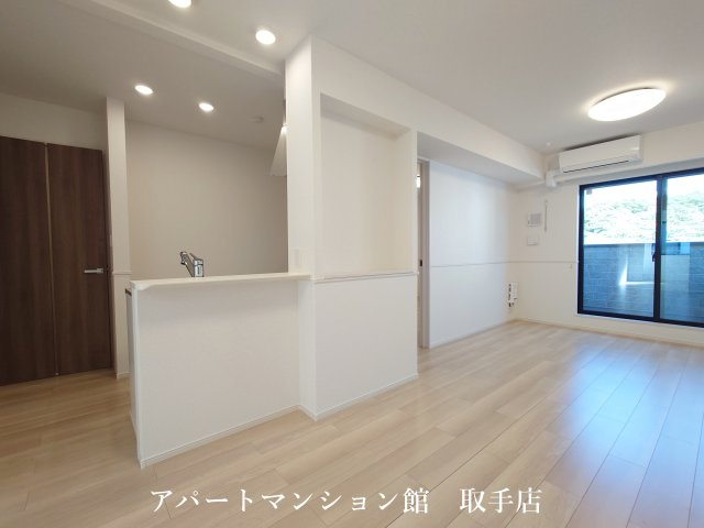 カルムの居間・リビング
