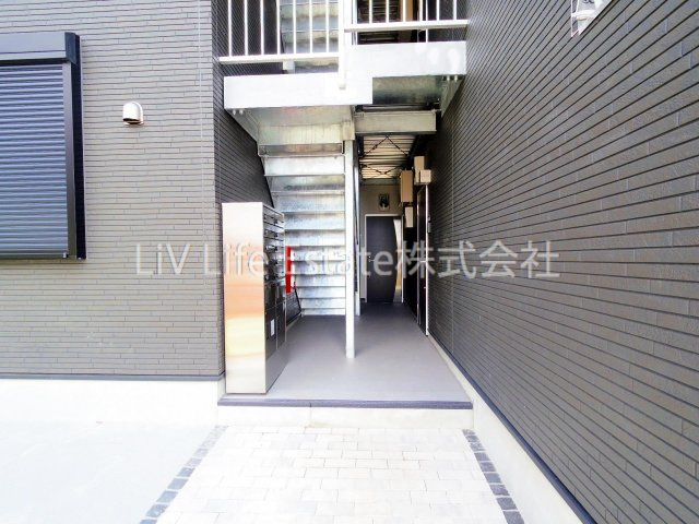 グロースリング東村山のエントランス