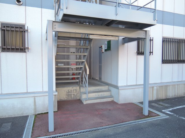 シャトーグランデイノウエのエントランス