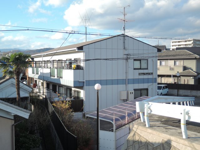 シャトーグランデイノウエの外観