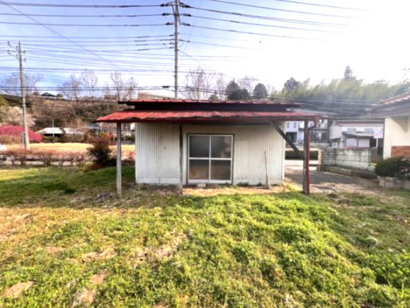 重厚な純和風邸宅｜欄間・床の間・続き間のある本格和室住宅の庭|建物1