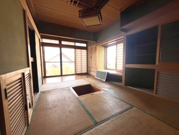 重厚な純和風邸宅｜欄間・床の間・続き間のある本格和室住宅の和室