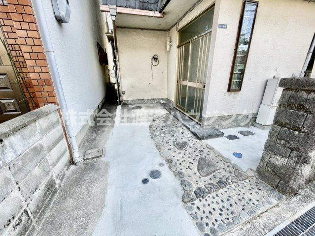 池田北町貸家の駐車場