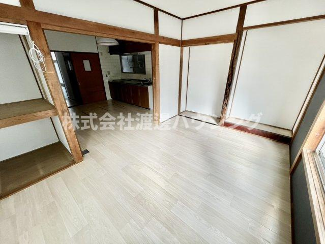 池田北町貸家の居間・リビング