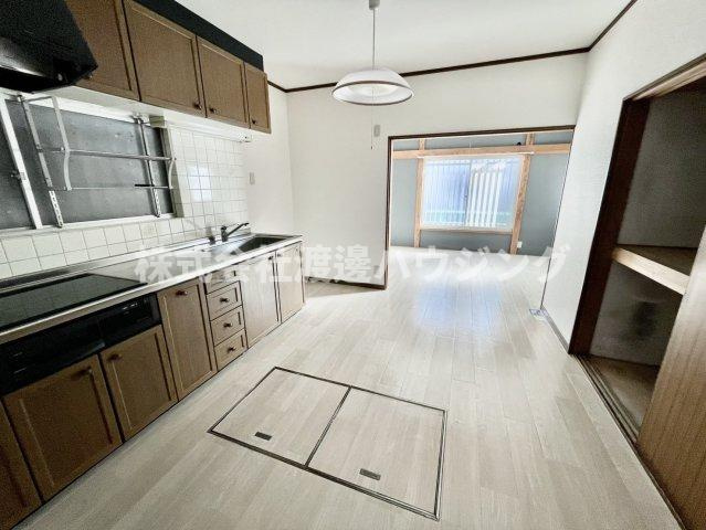 池田北町貸家の居間・リビング