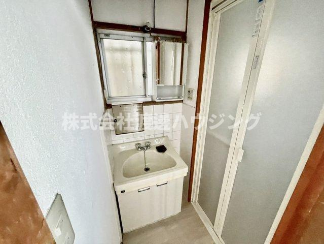 池田北町貸家の洗面所