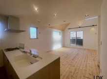 中郡大磯町大磯　新築戸建の居間・リビング