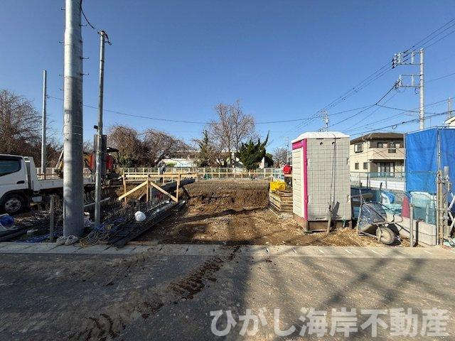 平塚市山下１丁目　新築戸建　全４棟の外観|3月5日撮影　建築中　現地外観