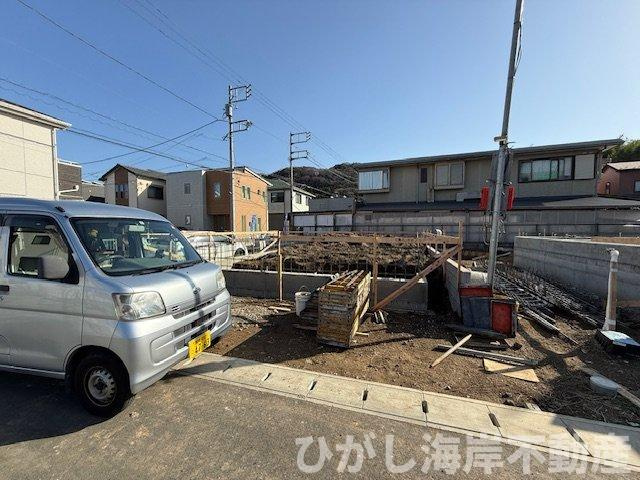 平塚市山下１丁目　新築戸建　全４棟の外観|3月5日撮影　建築中　現地外観