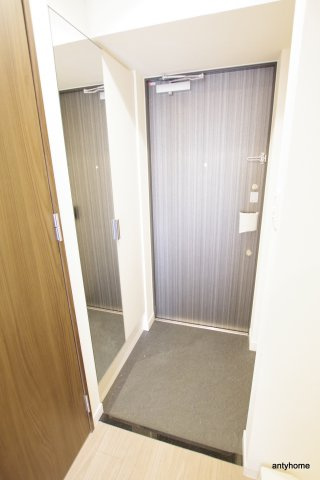 プレサンス松屋町ヴェルデス 仲介手数料無料の玄関