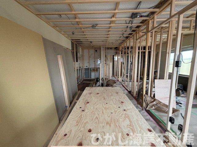 マンション茅ヶ崎のダイニング|4月6日撮影　新規リフォーム中　11.5帖　LDK