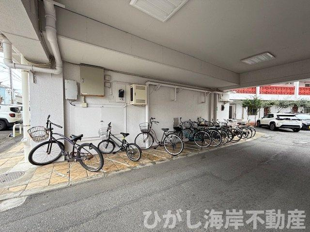 マンション茅ヶ崎の駐輪場|敷地内駐輪場