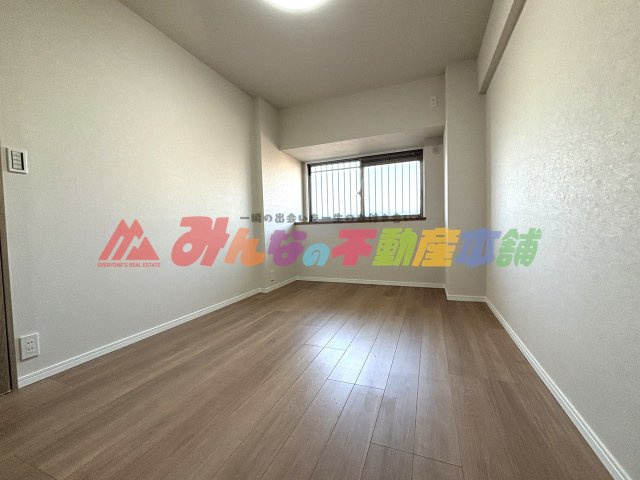 アーサー久留米グランセの洋室